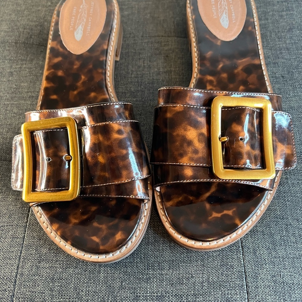 Jeffrey Campbell Free People Tortoise Brown Sandals with Gold Buckle - Picture 2 of 10